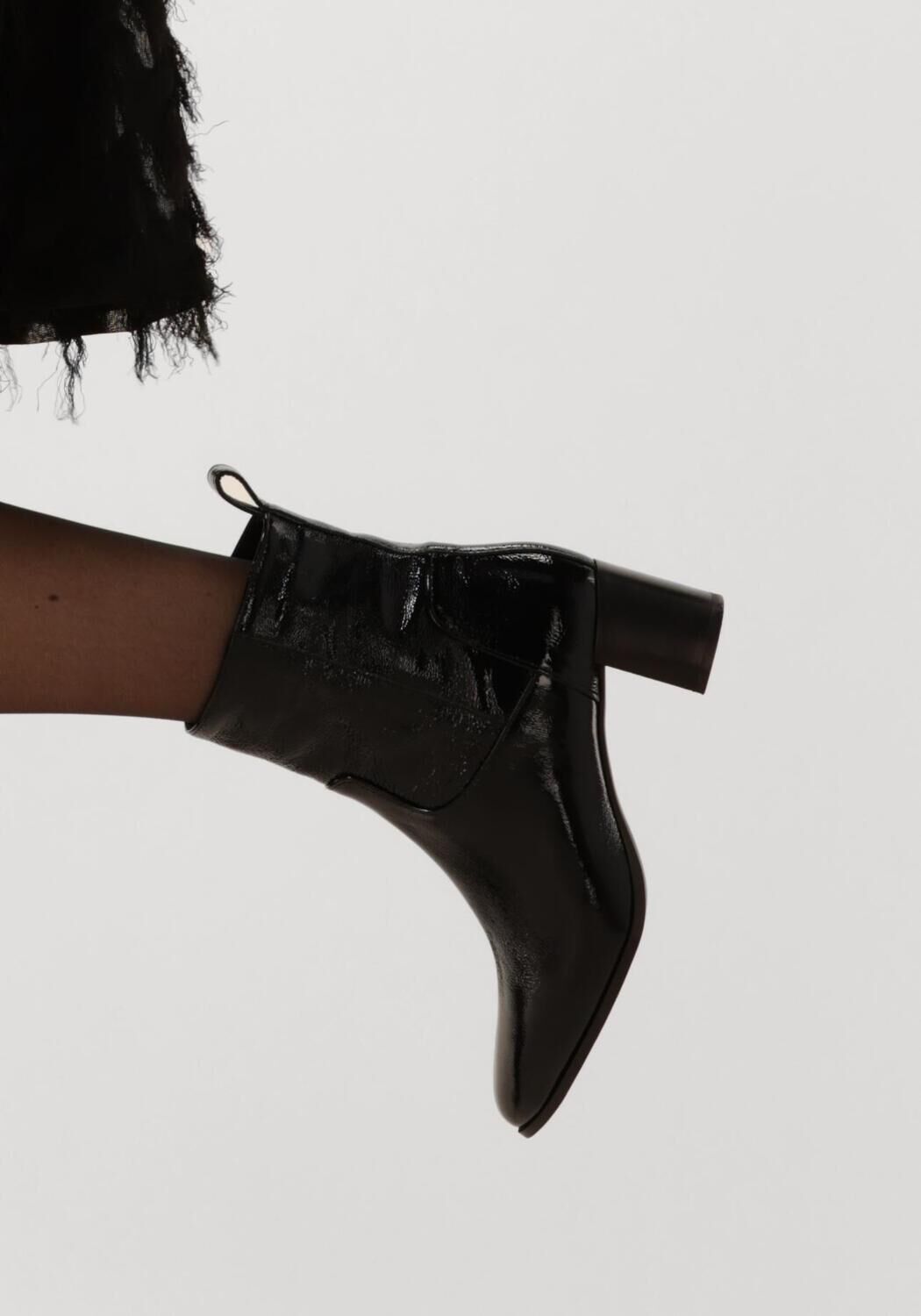 NOTRE-V 8543 Bottines en noir - large