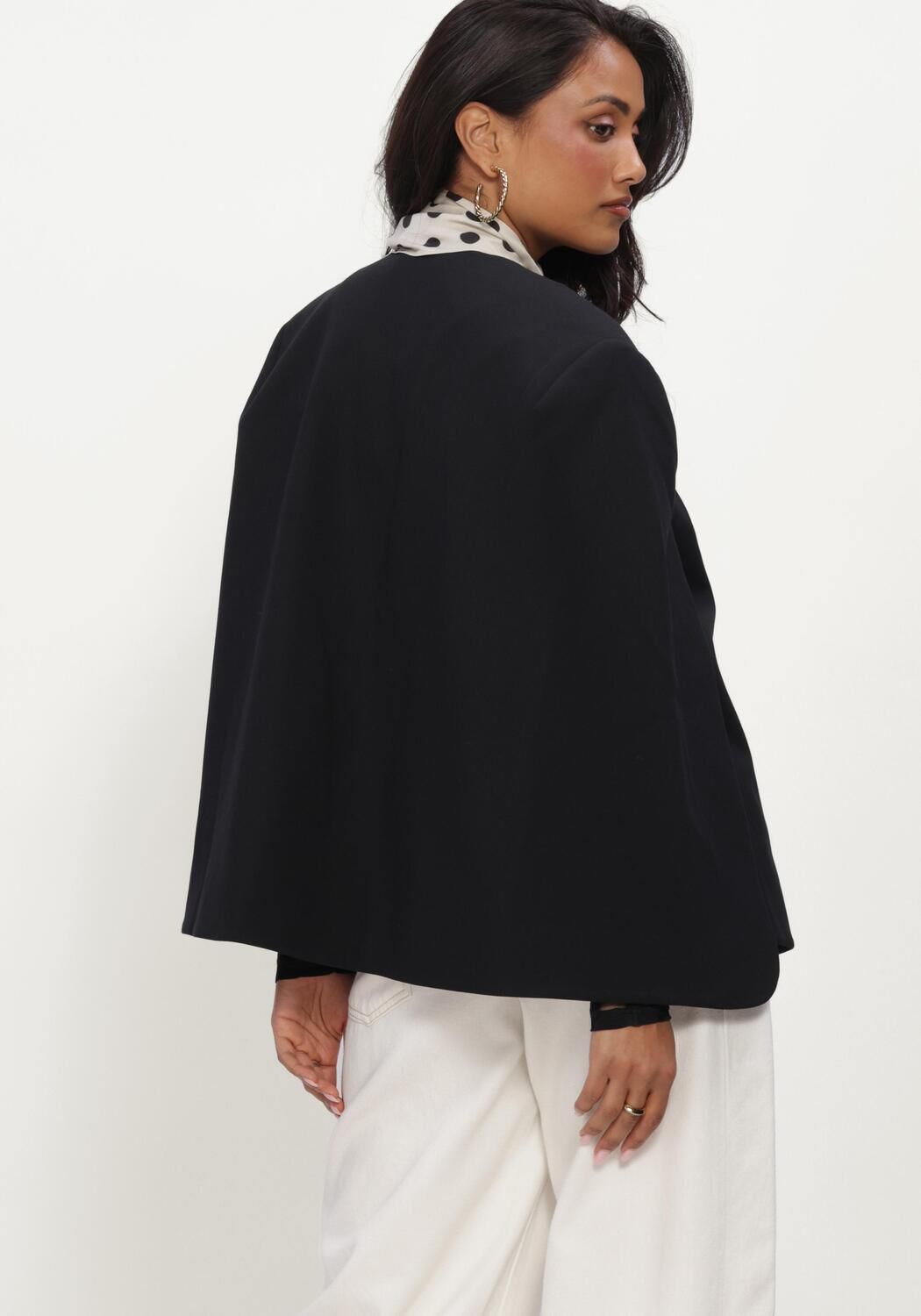 CO'COUTURE Blazer VOLACC CAPE BUTTON BLAZER en noir - large