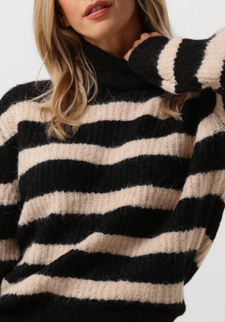 BRUUNS BAZAAR Col roulé SYRINGA TIKA KNIT en noir - large