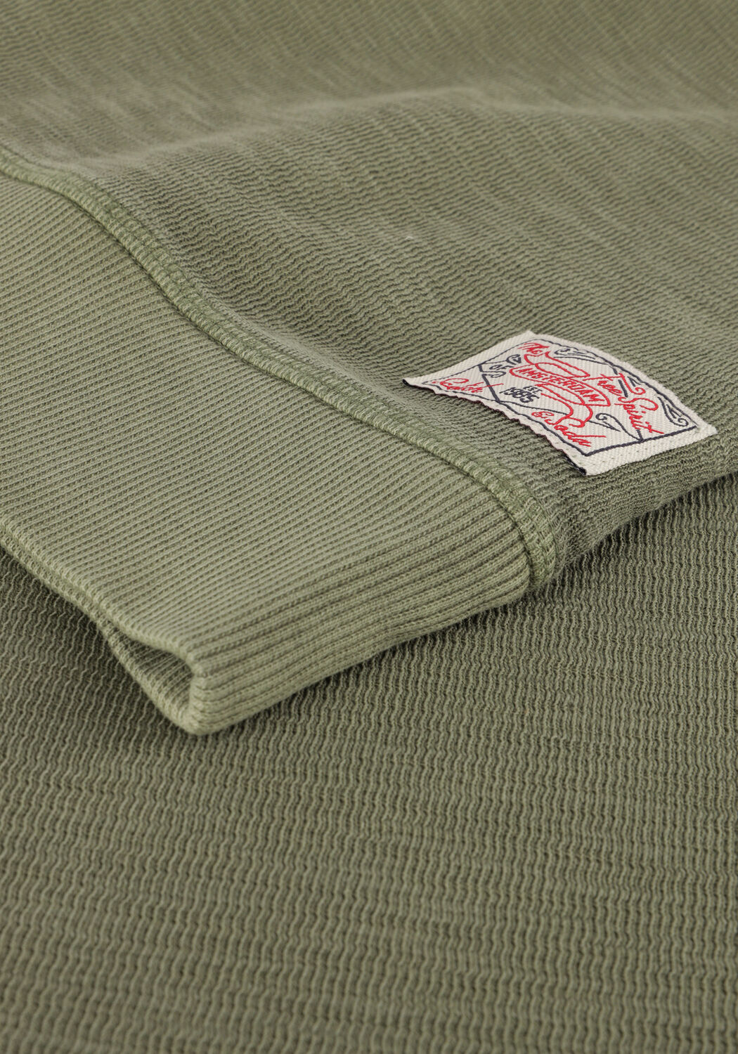 SCOTCH & SODA Pull REGULAR FIT GARMENT DYED SWEATSHIRT IN ORGANIC COTTON en vert - large