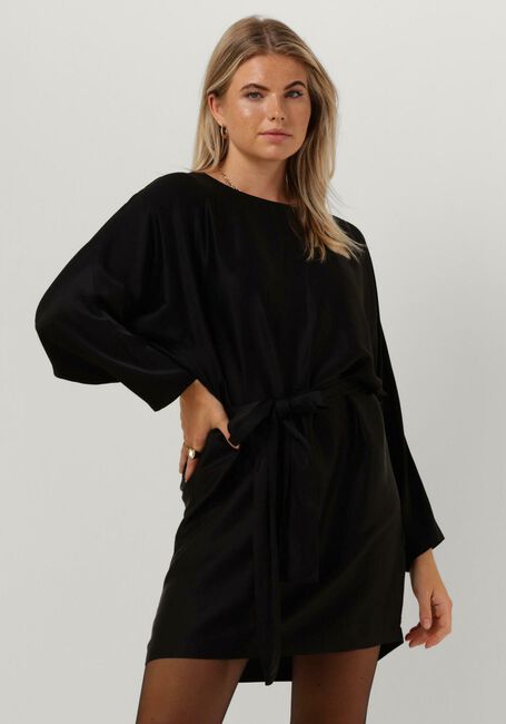 DRYKORN Mini robe RURIKA en noir - large