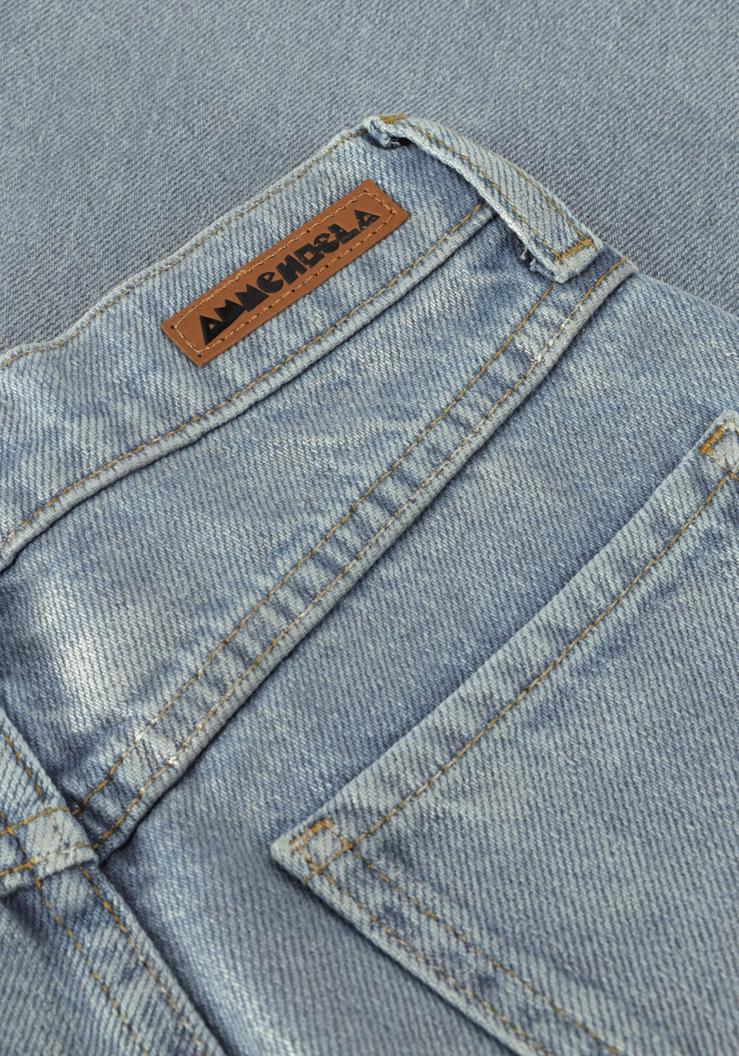 AMMEHOELA NOOR Jeans en bleu - large