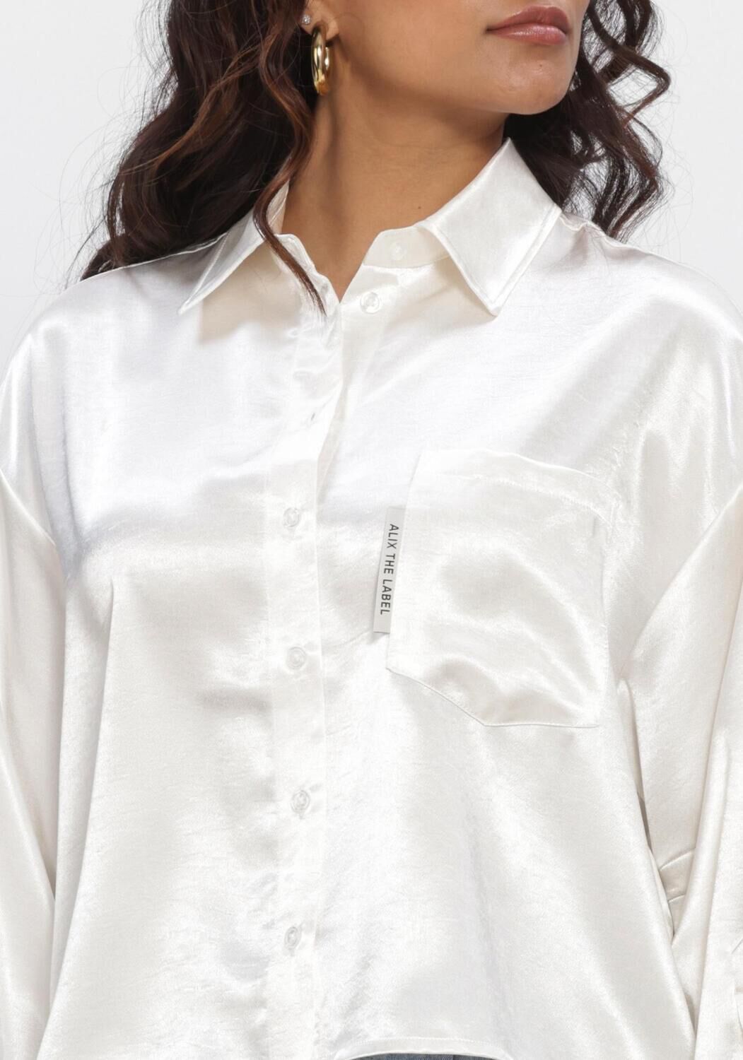 Witte ALIX THE LABEL  SATIN BLOUSE - large