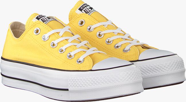 Gele CONVERSE Lage sneakers CHUCK TAYLOR ALL STAR LIFT OX - large