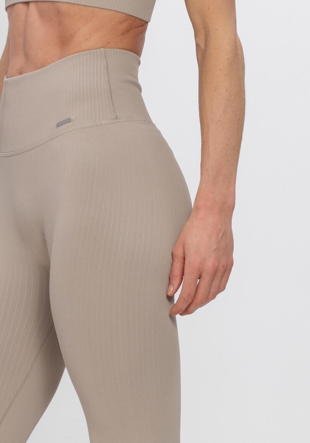 AIM'N RIBBED SEAMLESS TIGHTS Pantalons en beige - large