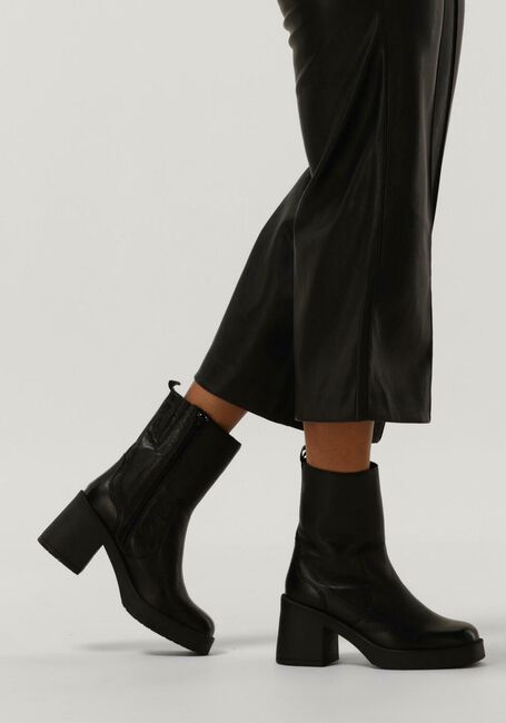 Zwarte OMODA Enkellaarsjes LPBOMMA-08 - large