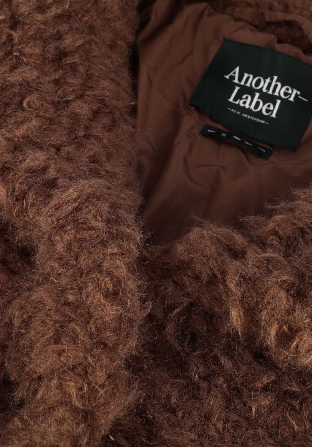 ANOTHER LABEL Manteau Teddy BONNIE BLAZER en marron - large