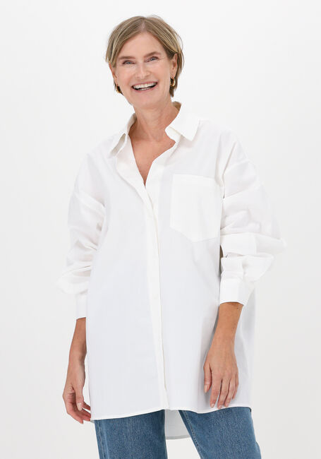 SIMPLE AMOUR Blouses en blanc - large