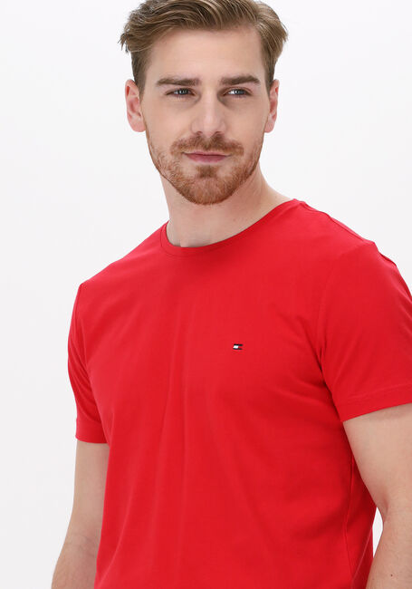 TOMMY HILFIGER T-shirt STRETCH EXTRA SLIM FIT TEE en rouge - large