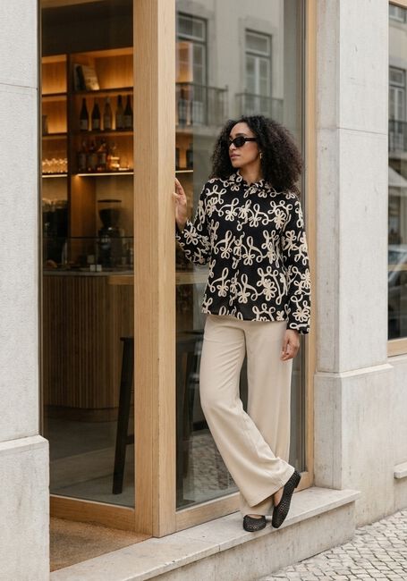 OBJECT OBJROYA L/S LO SHIRT Blouses en noir - large