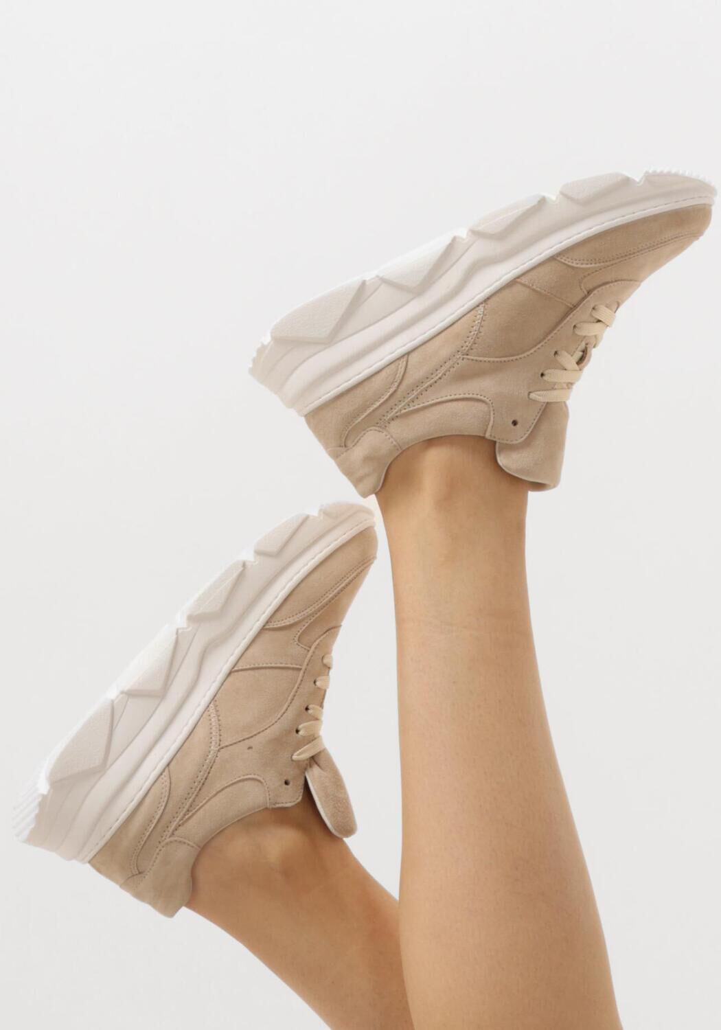 Beige LINA LOCCHI Sneakers 04-91 - large