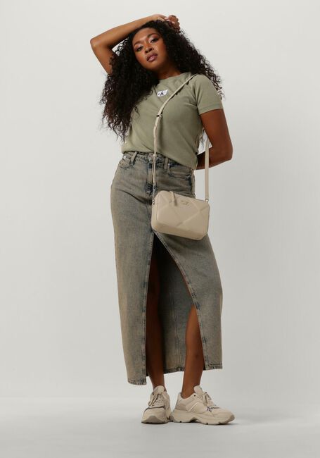 CALVIN KLEIN T-shirt LABEL WASHED RIB SLIM TEE en vert - large