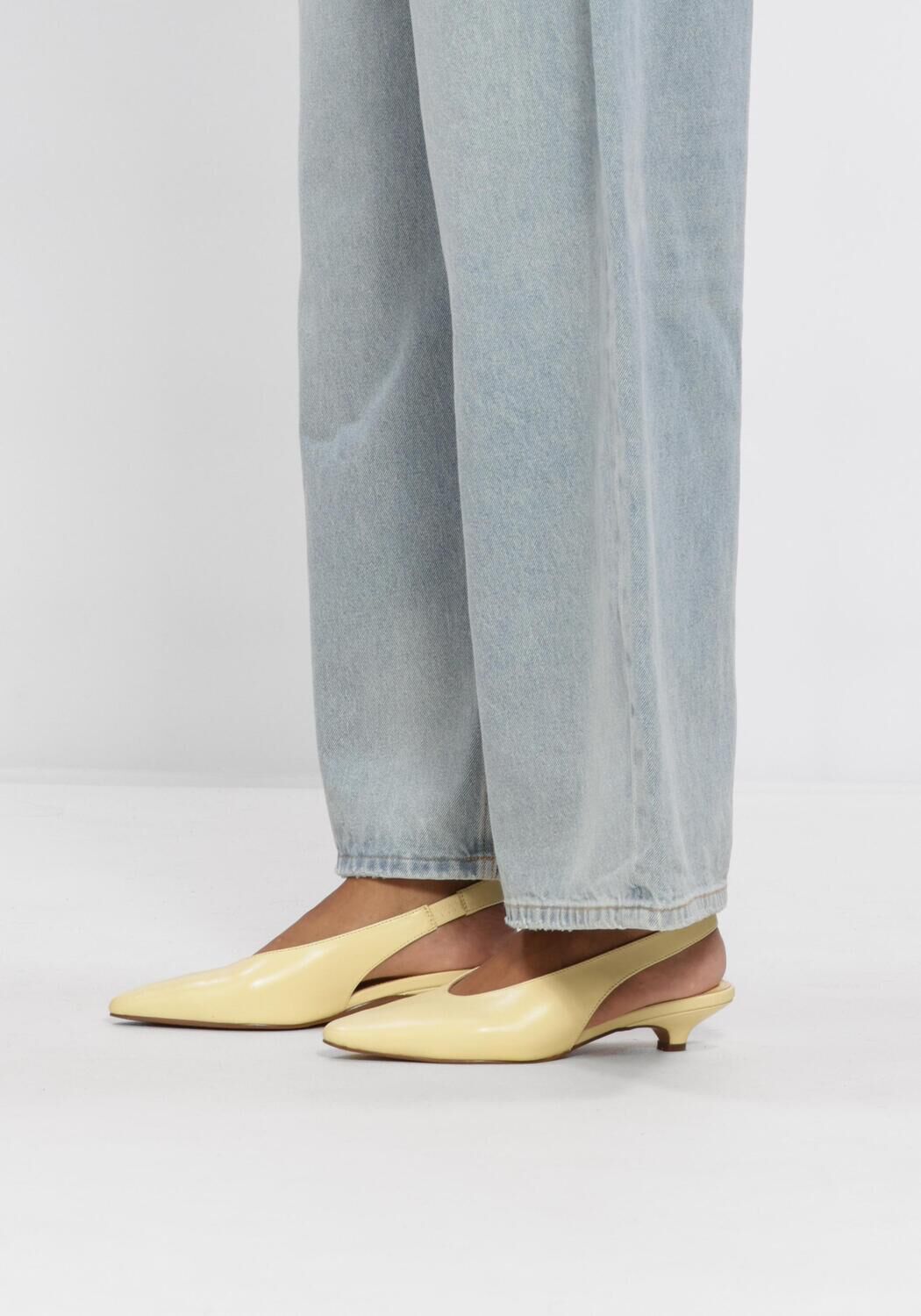 TORAL Slingbacks LENORE en jaune - large