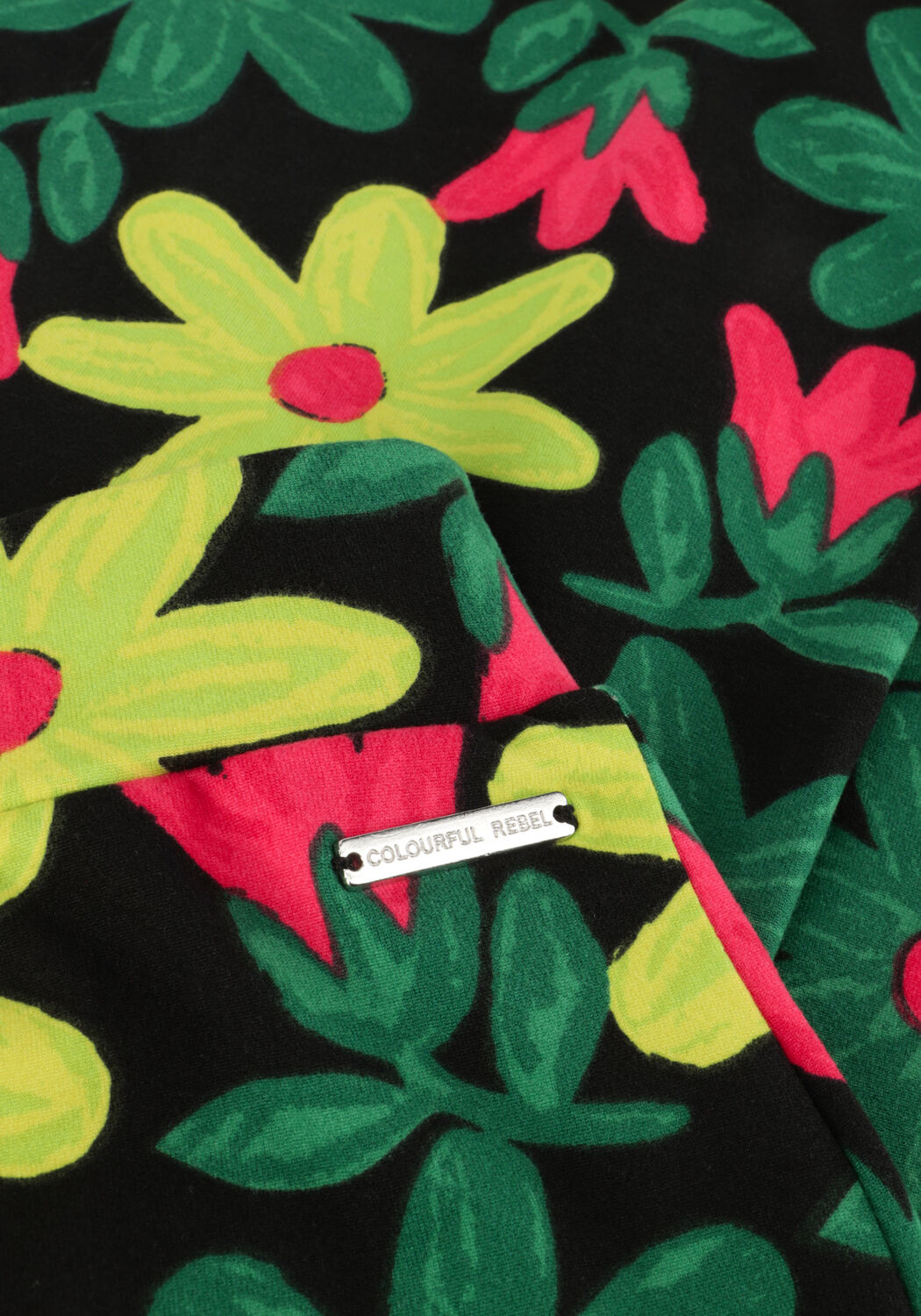 COLOURFUL REBEL Pantalon &eacute;vas&eacute; BIG FLOWER PEACHED EXTRA FLARE PANTS Blanc - large