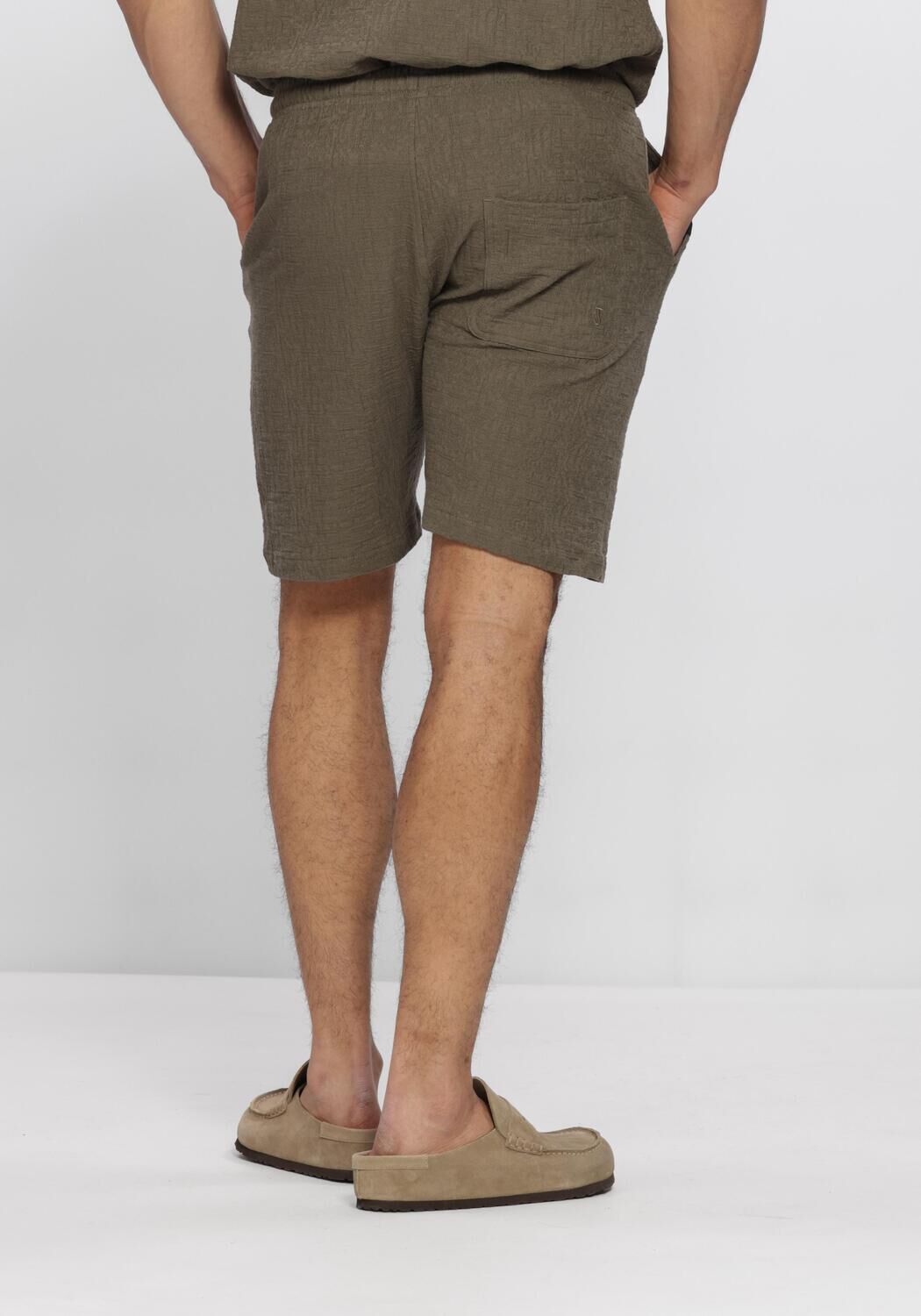 BUTCHER OF BLUE Pantalon courte RIPLEY STRUCTURE SHORT en vert - large