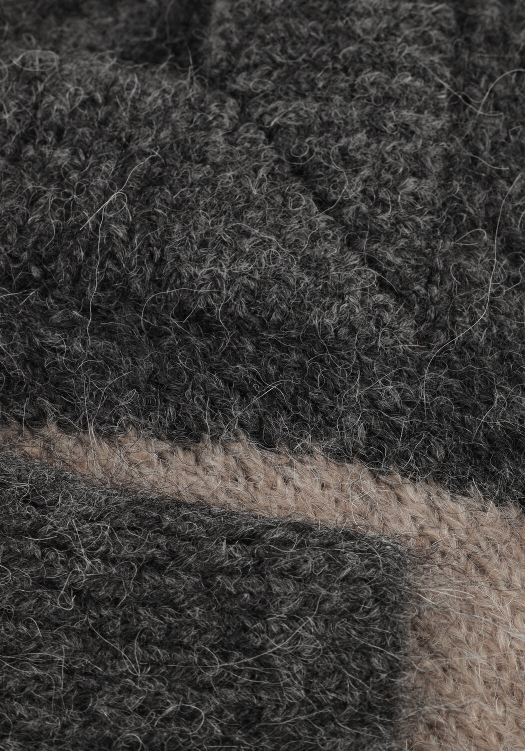 ROUGE EDIT Pull ROUARGYLE LS V NECK KNIT en multicolore - large