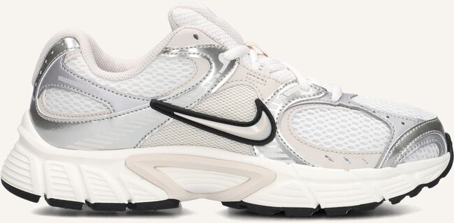 Beige NIKE Sneakers NIKE V5 RNR Beige NIKE Sneakers NIKE V5 RNR - large