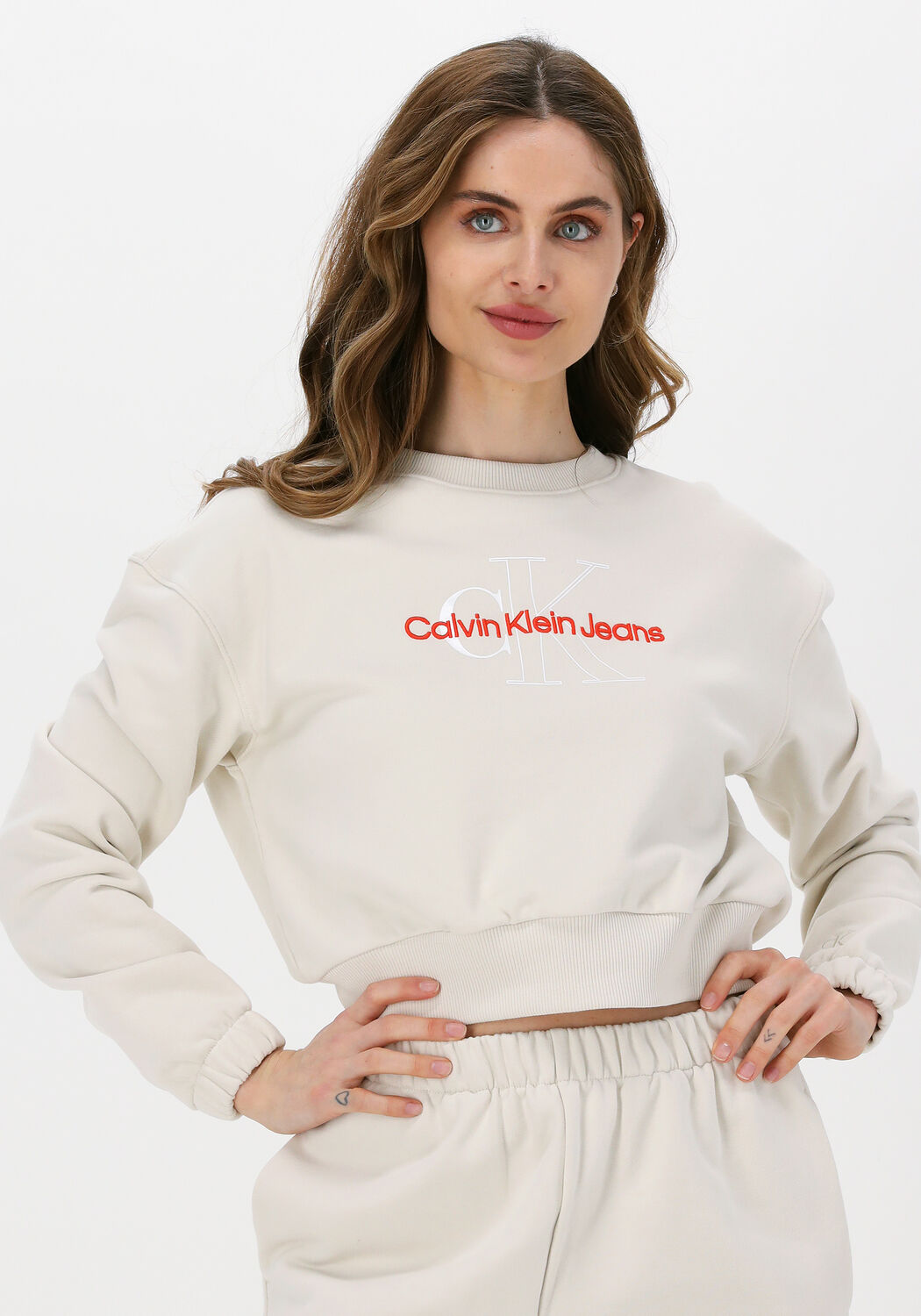 CALVIN KLEIN Chandail TWO TONE MONOGRAM CROP CREW NECK Creme Omoda