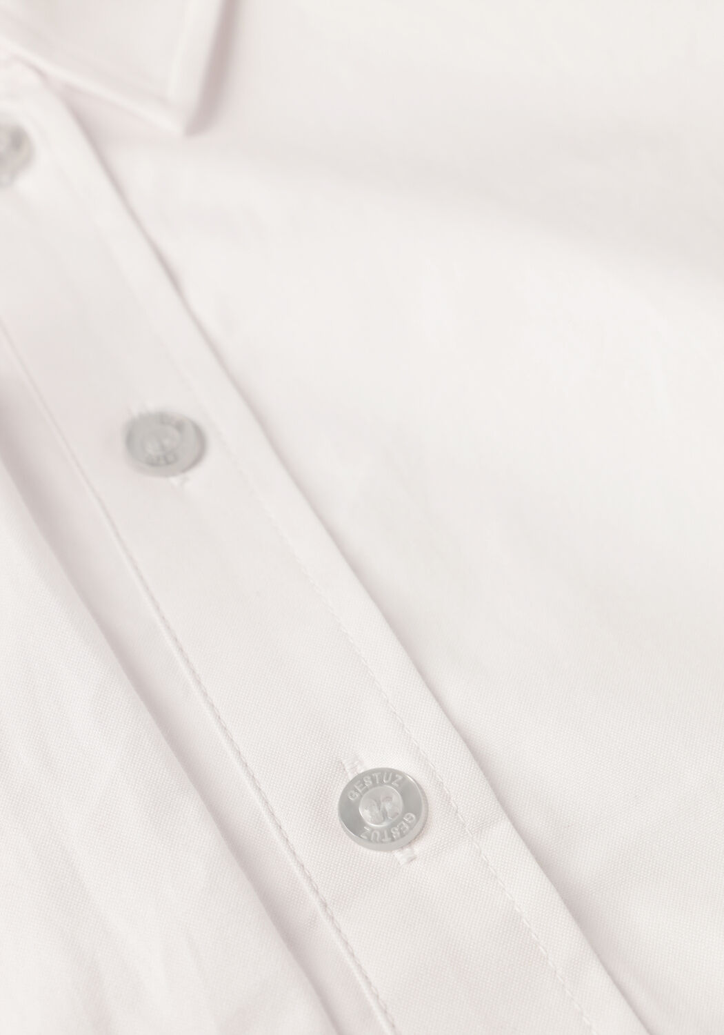 GESTUZ GZYORK SHORT SHIRT Blouses en blanc - large