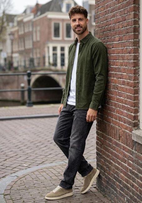 ANERKJENDT Chemise d&eacute;contract&eacute; AKLEIF SOLID CORD SHIRT en vert - large
