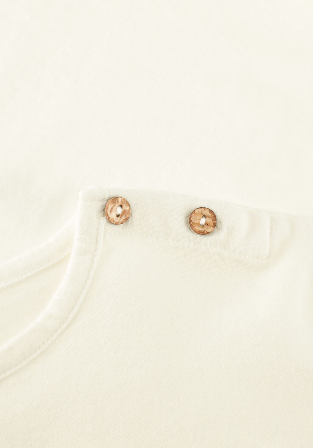 Creme PLAY UP T-shirt JERSEY T-SHIRT - large