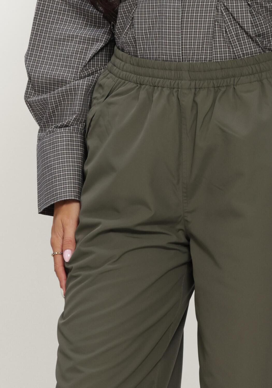 Groene CATWALK JUNKIE Wijde broek PARACHUTE TROUSERS WITH FLEECE INSIDE - large