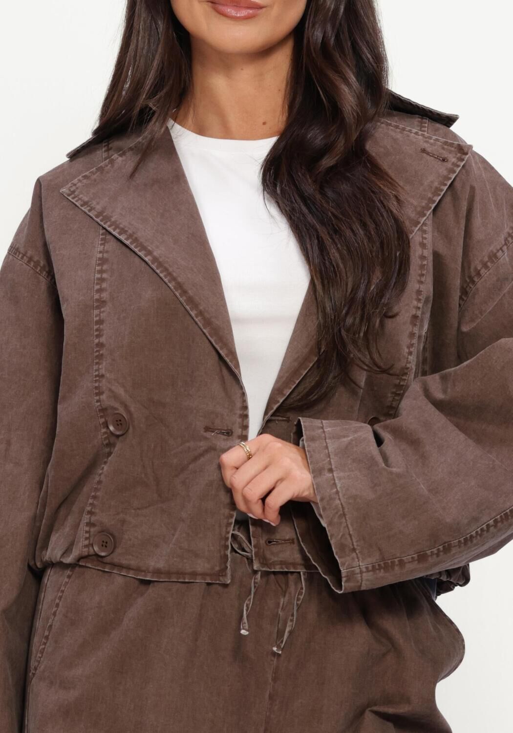 REFINED DEPARTMENT Veste en jean LADIES WOVEN WASHED BOMBER TRENCHCOAT JOLANDA en marron - large