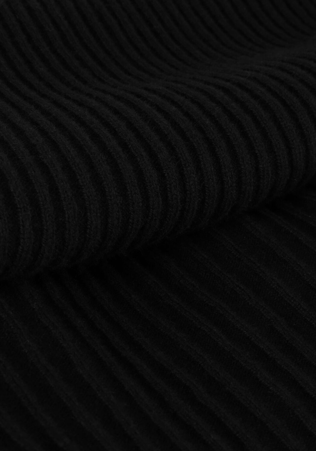 GESTUZ Robe midi ANTALIGZ WOOL DRESS en noir - large