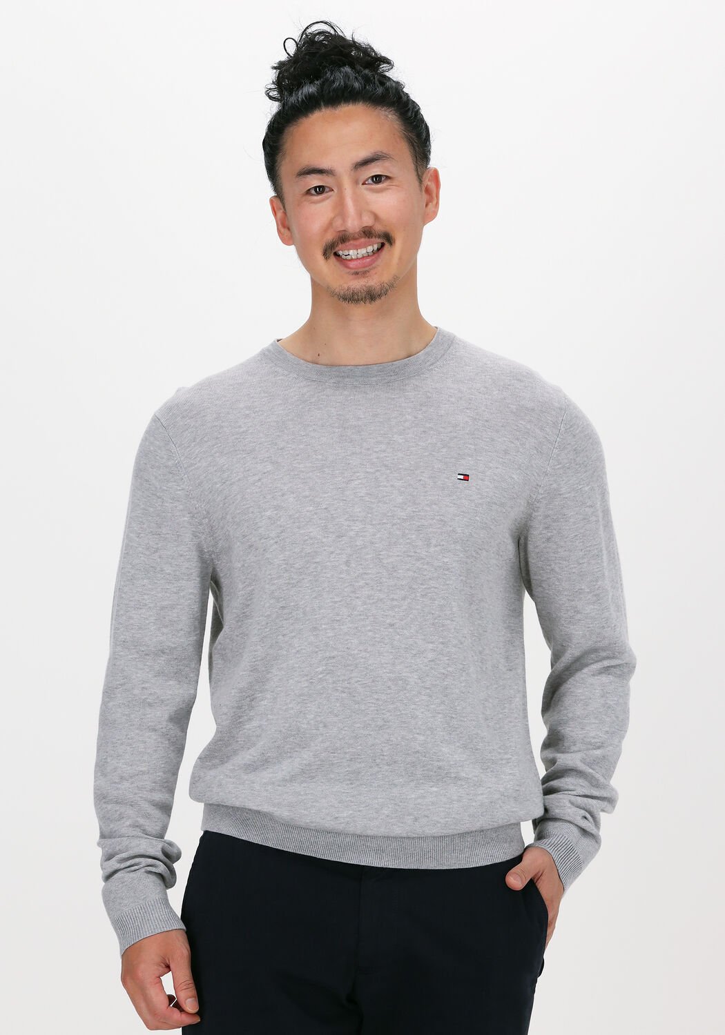 Tommy hilfiger 2025 c neck