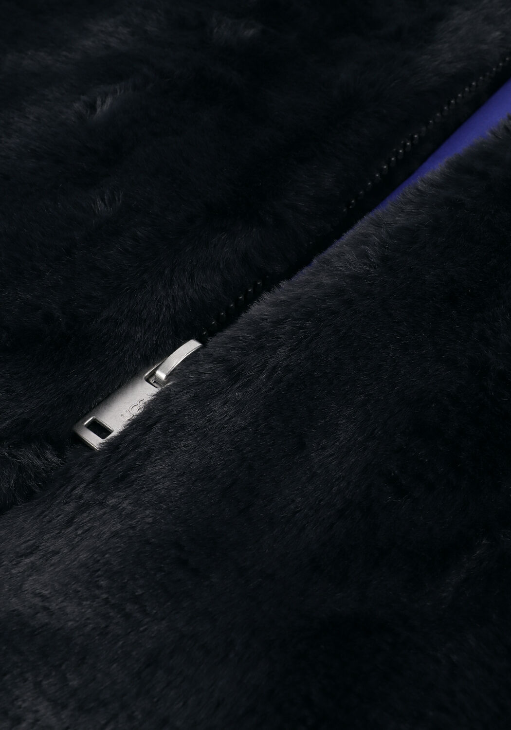 UGG Manteau en fausse fourrure W KOKO OVERSIZED FAUX FUR COAT en noir - large