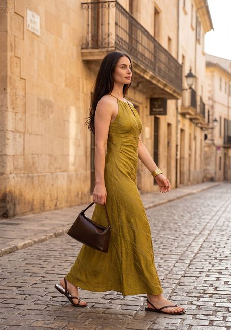 Y.A.S. Robe maxi YASWIMMA LONG HALTERNECK en jaune - large