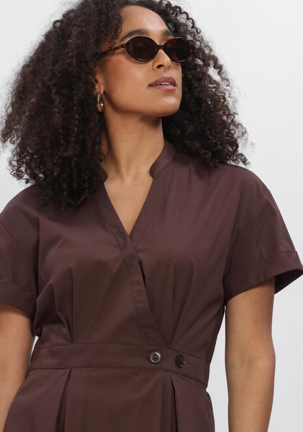 CO'COUTURE Robe midi ELARACC WRAP SS DRESS en marron - large