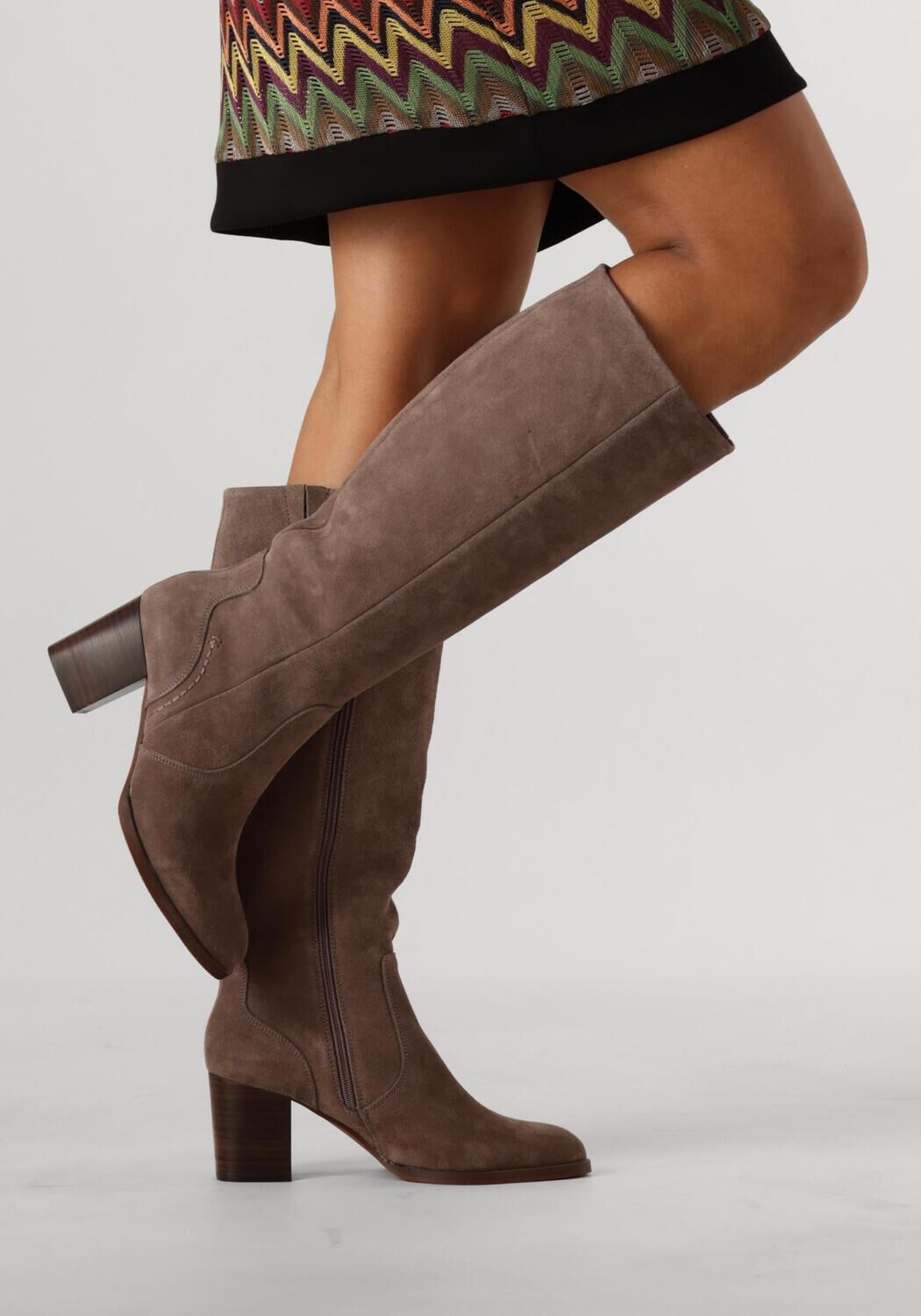 Taupe OMODA  2259-08 - large