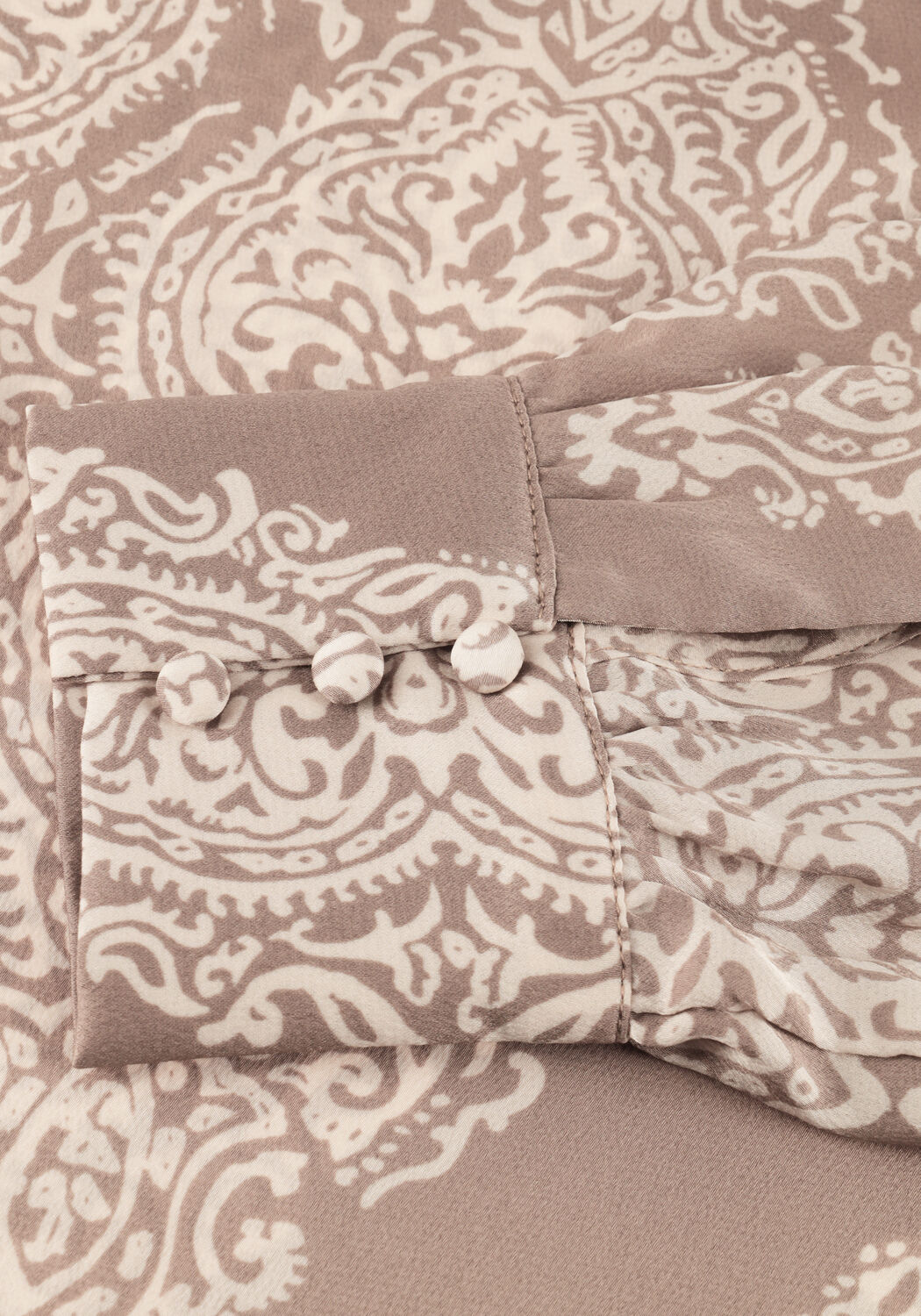 NEO NOIR ROSSLYN PAISLEY DROP BLOUSE Blouses en taupe - large