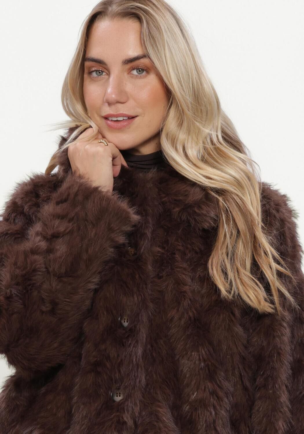 SUMMUM Manteau en fausse fourrure JACKET SOFT FAUX FUR en marron - large