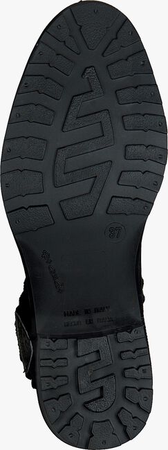 Black GUESS shoe FLVNT3 RUB09  - large