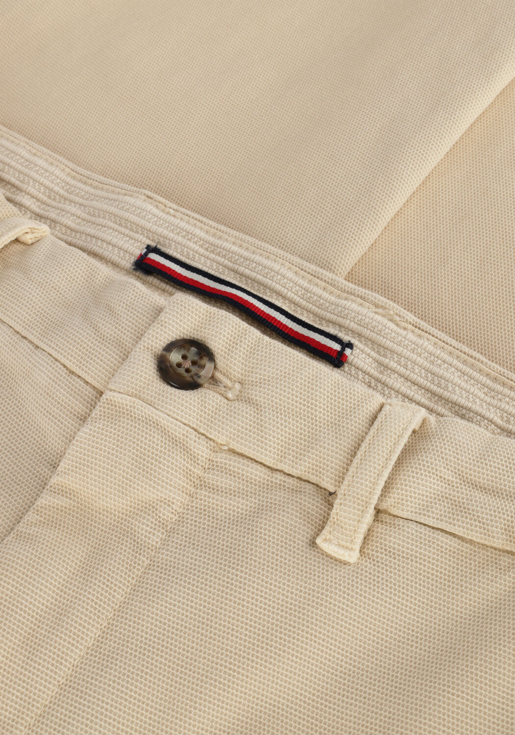 TOMMY HILFIGER Chino CHINO BLEECKER STRUCTURE GMD en beige - large