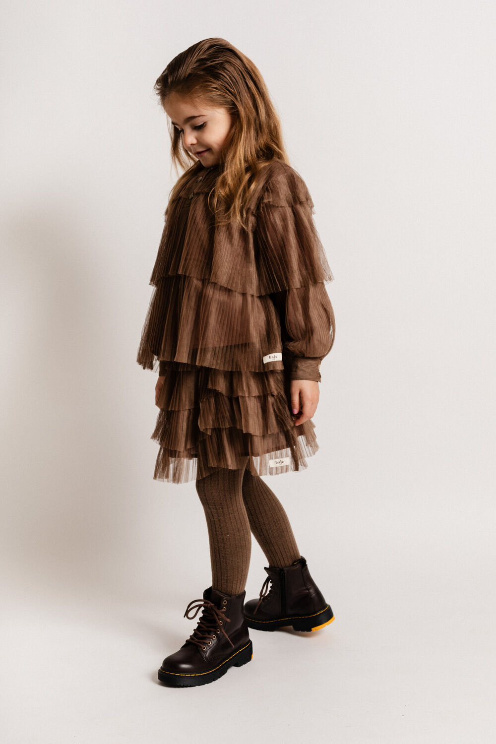 Bruine BAJE STUDIO  MEYRIN - large