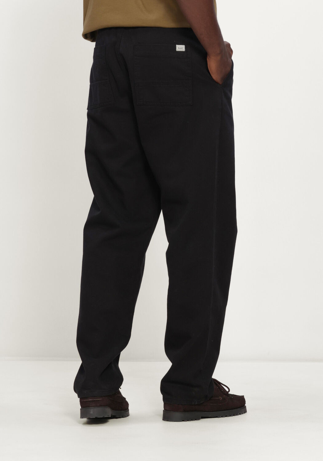 FOR&Eacute;T Pantalon CLAY TWILL PANTS en noir - large