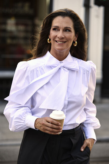 OMODA ATELIER OM-HELEN X QUINTY Blouses en blanc - large