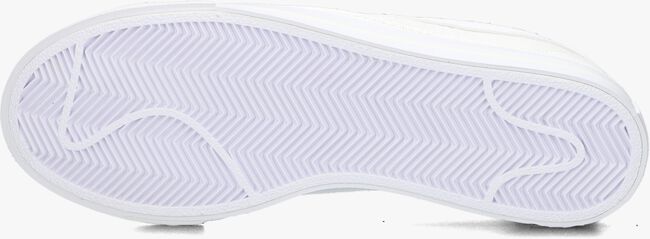 NIKE COURT LEGACY CNVS Baskets basses en blanc - large