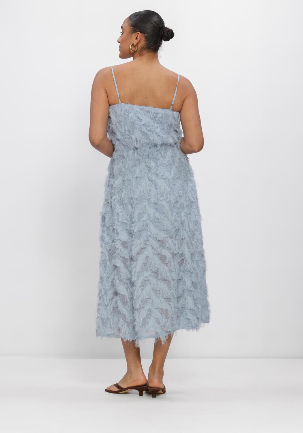 SELECTED WOMEN Robe midi SLFMYLINE REGULAR MIDI STRAP DRESS en bleu - large