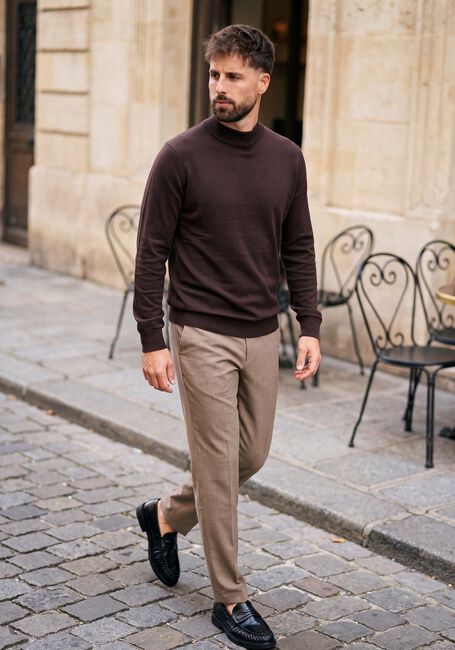 SAINT STEVE Pull BEN en marron - large