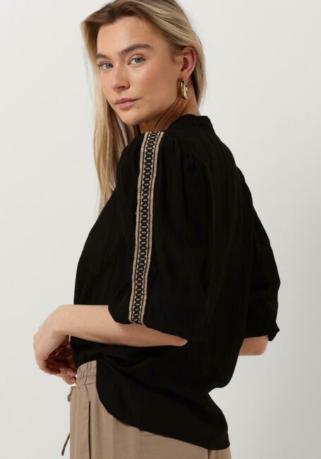 NUKUS LENA BLOUSE TAPE Blouses en noir - large