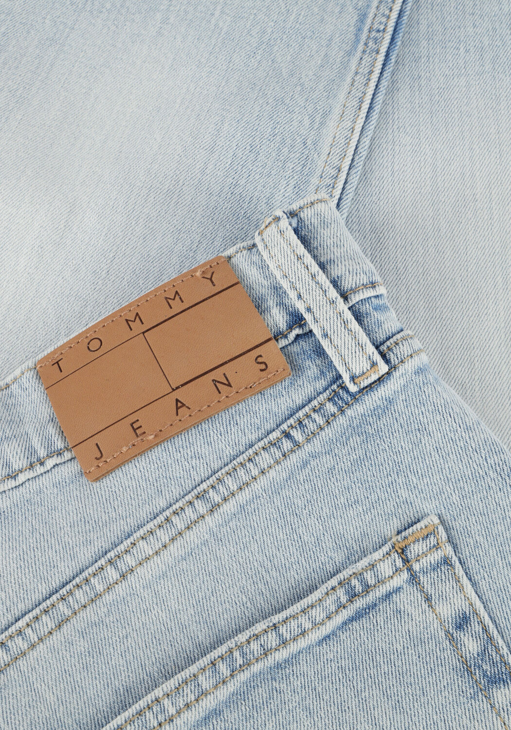 Lichtblauwe TOMMY JEANS Slim fit jeans SCANTON SLIM BI5115 - large