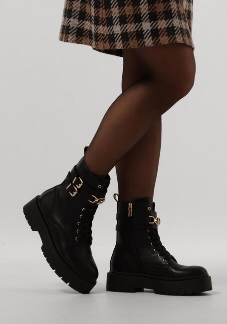 TWINSET MILANO Bottines à lacets 242TCP062 en noir - large