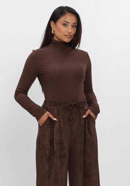 NUKUS Col roul&eacute; GINNY PULLOVER en marron - large