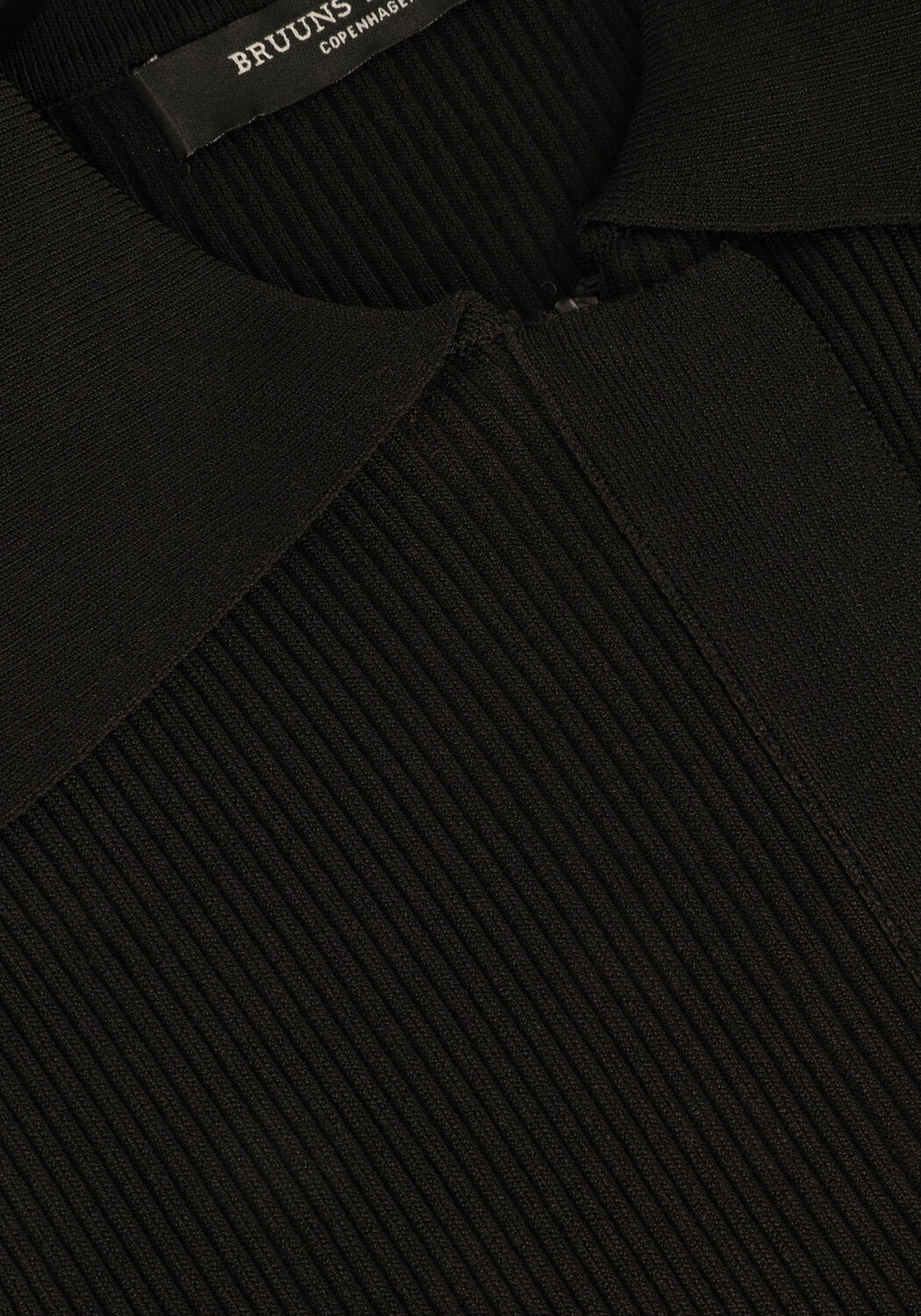 BRUUNS BAZAAR Robe midi CELOSIA JOHANNA KNIT DRESS en noir - large