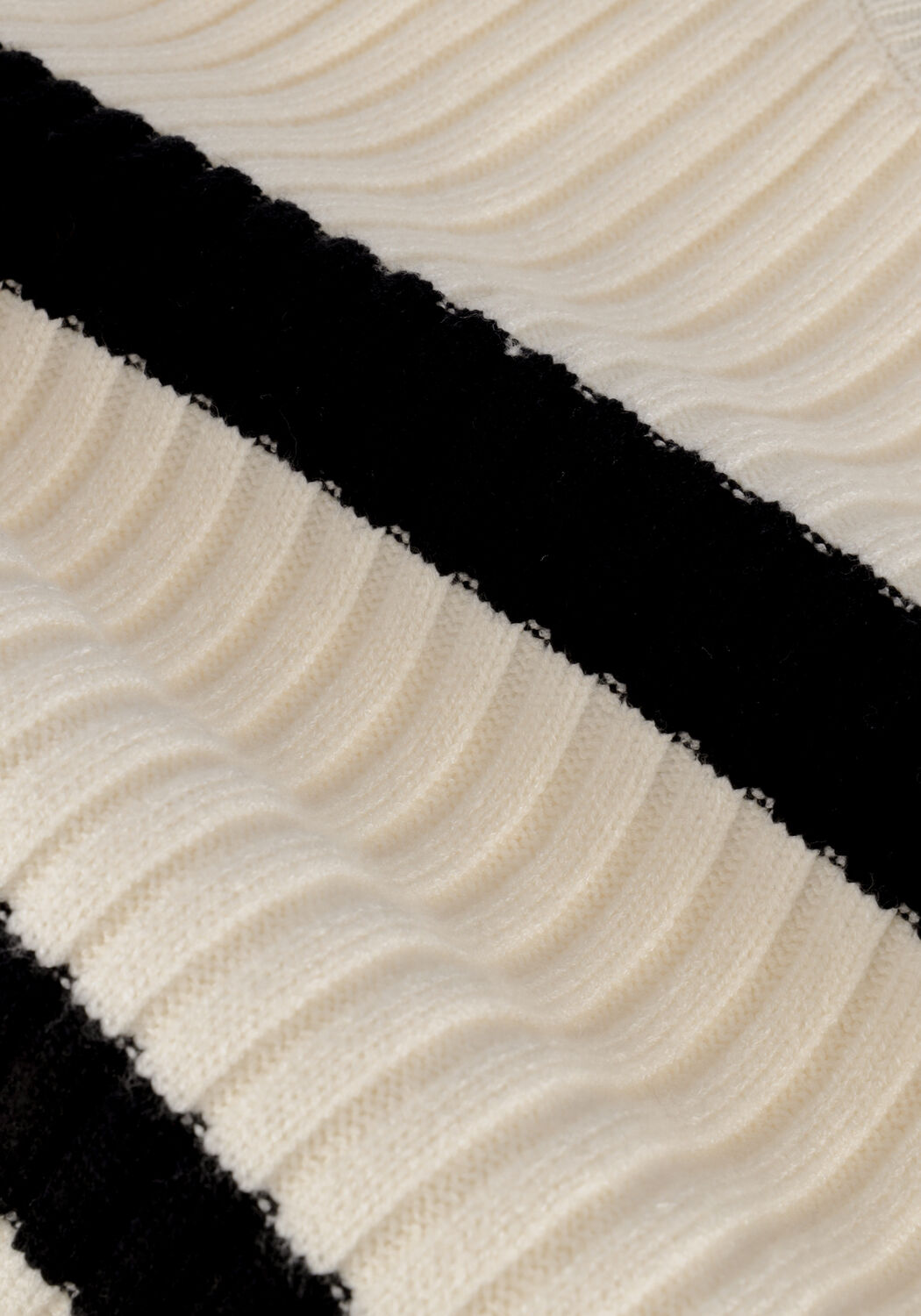 Beige Y.A.S. Coltrui YASASTA LS KNIT PULLOVER - large