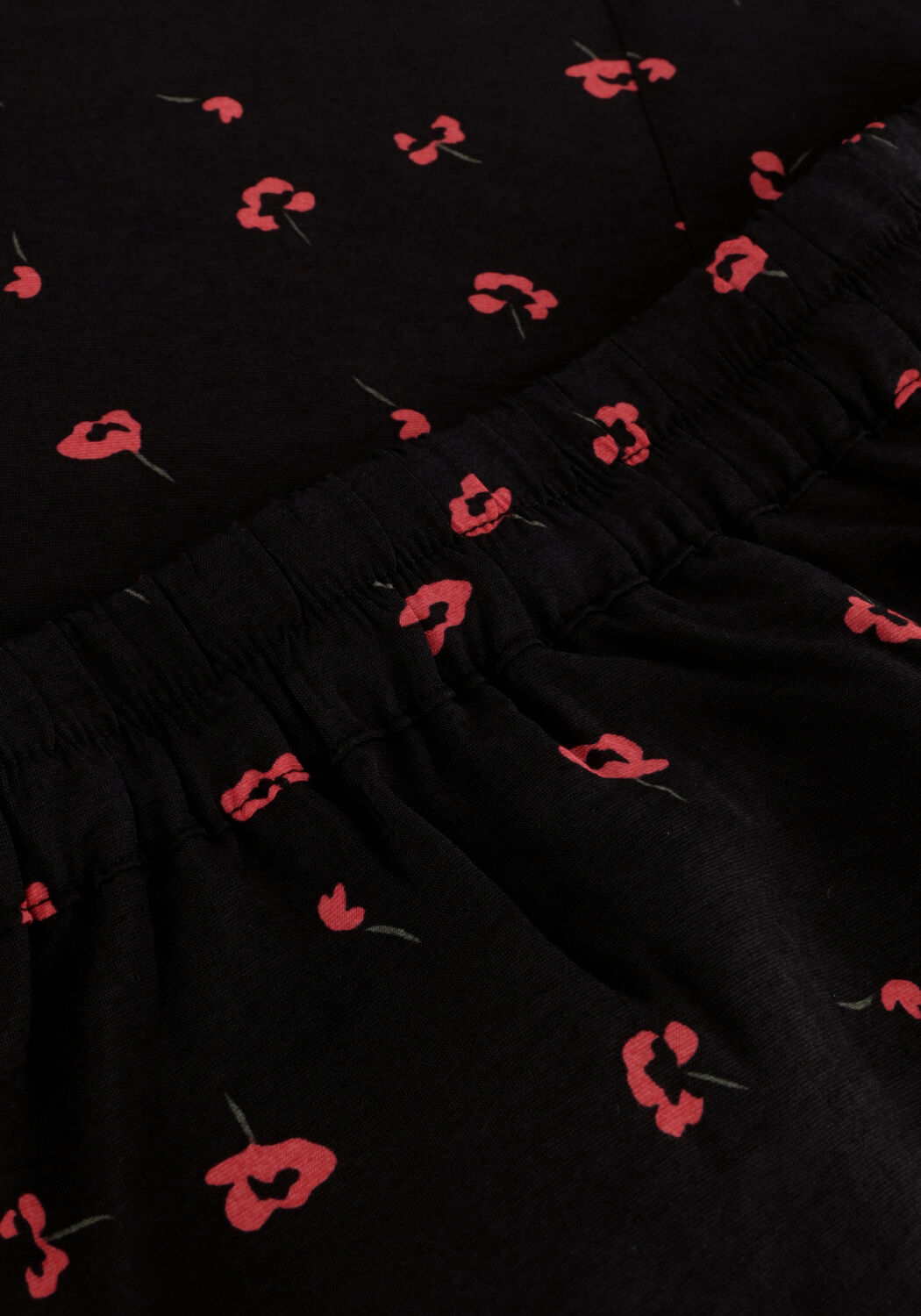 MSCH COPENHAGEN Mini-jupe MSCHVINAYA LADONNA SKIRT AOP en noir - large